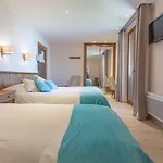 De La Hotel 3*