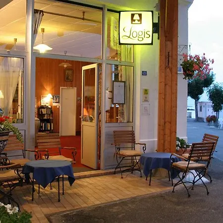 De La Hotel 3*